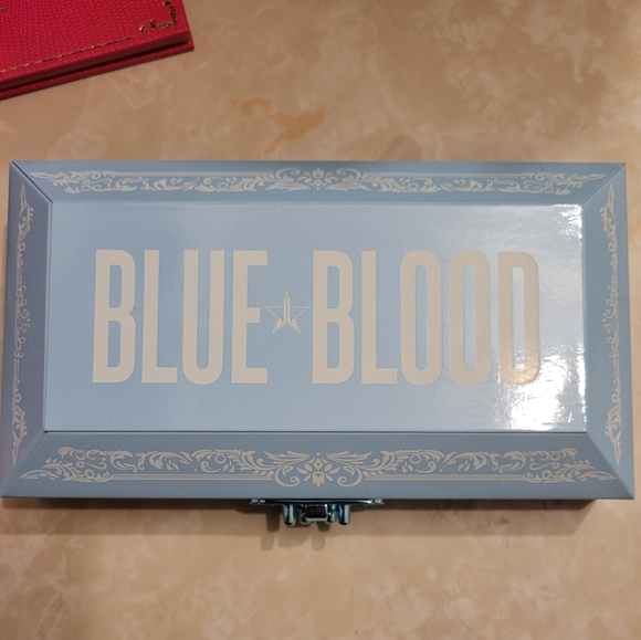 NEW Jeffree Star Blue Blood eyeshadow palette - Picture 5 of 7